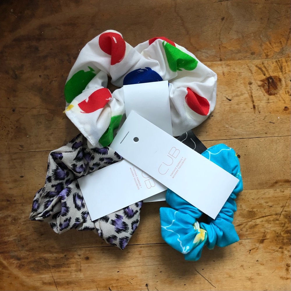 Mixed scrunchie set